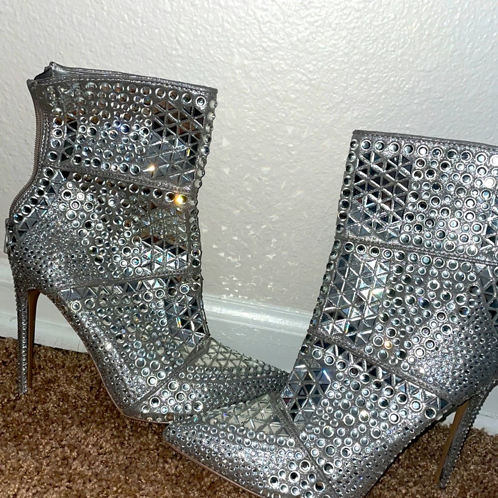 Steve Madden bling boots